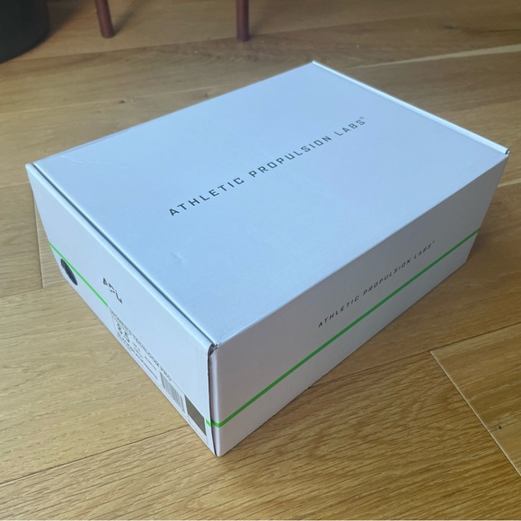 APL TechLoom Pro black womans size 8.5 - Picture 9 of 9